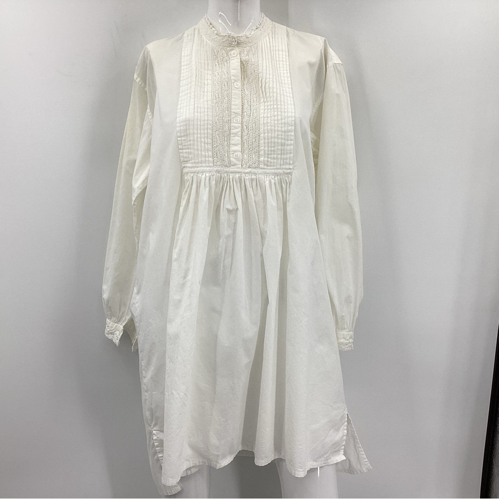 *** Victoria's Secret Country White Cotton Nightshirt *** M